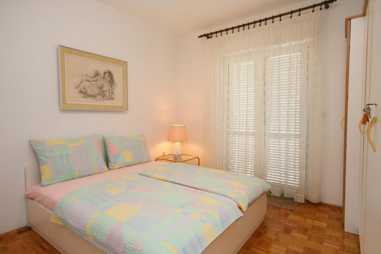 Apartments With A Parking Space Novi Vinodolski - 5529 ภายนอก รูปภาพ