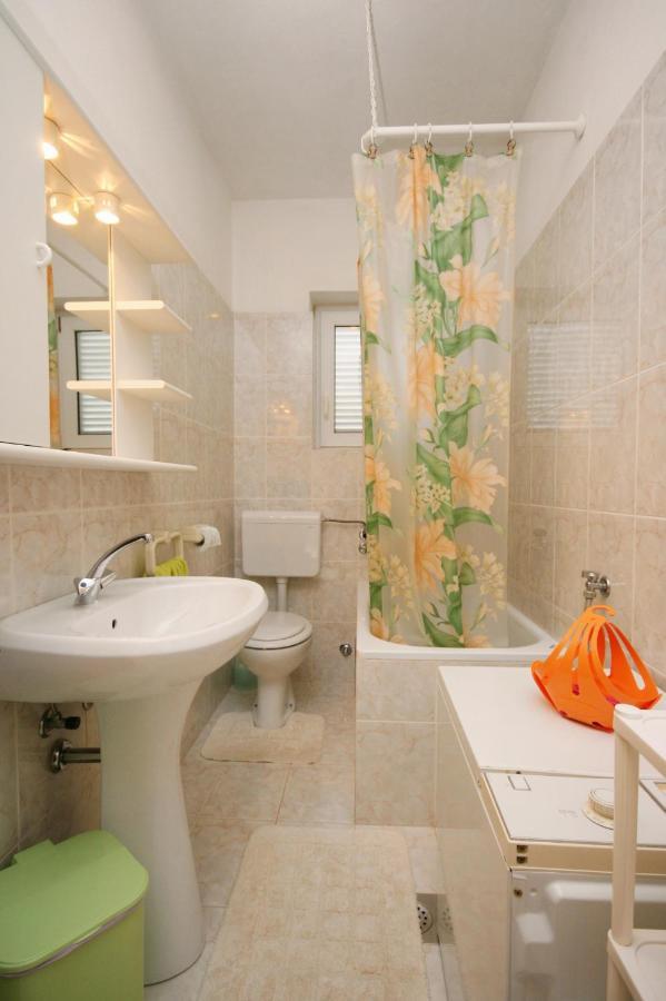 Apartments With A Parking Space Novi Vinodolski - 5529 ภายนอก รูปภาพ